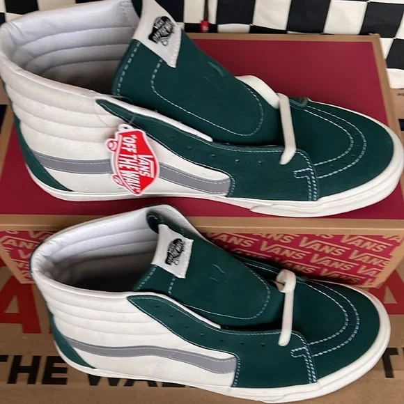 Vans Men’s Sk8-Hi Retro Sport Bistro Green Men’s sneakers - Picture 3 of 16